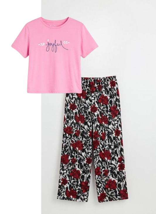Womenβs Pink Graphic T-Shirt & Floral Print Pajama Set β Comfortable Lounge Wear