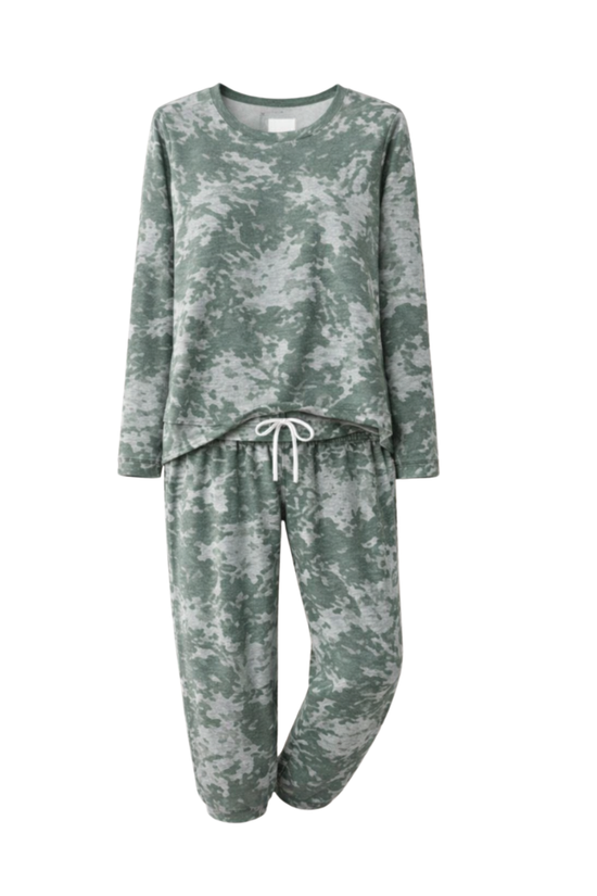 Green Leaf Print Night Suit – Full Sleeves